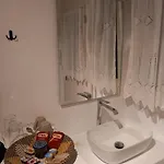 Miltiadis Aparthotel 2*