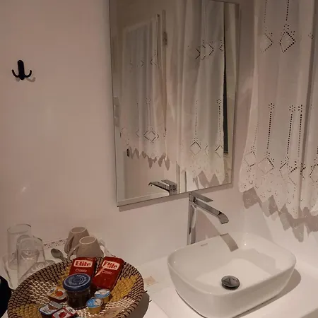 米尔蒂亚季斯公寓酒店 公寓式酒店 2*